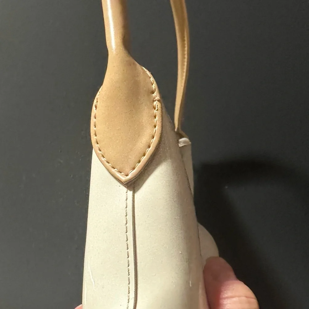 Beijo Cream and Tan Shoulder Bag - Picture 7 of 11
